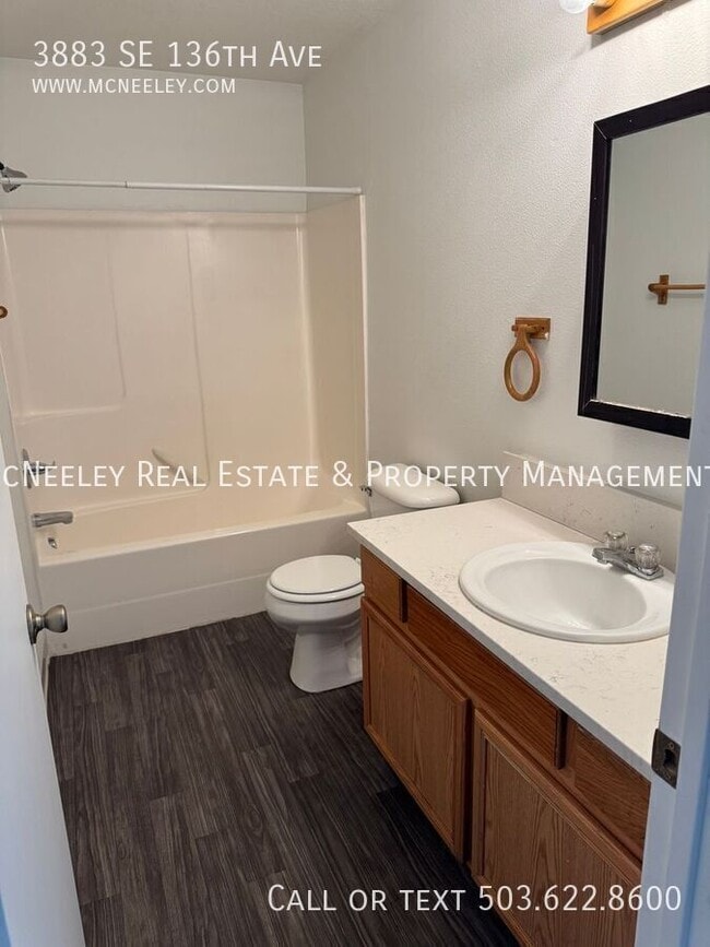 Building Photo - 3883 SE 136th Ave