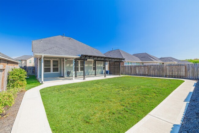 Building Photo - 31319 Horseshoe Meadow Bend Ln
