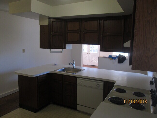 Open Kitchen to Dining - 513 6th Ave