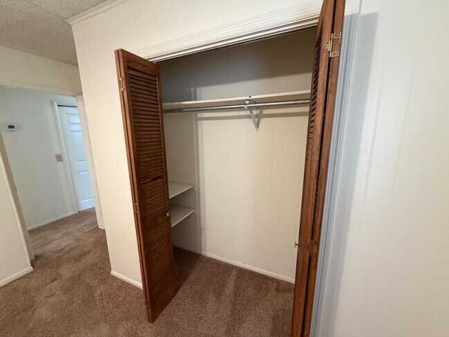 Building Photo - 1506 Idlewild Dr