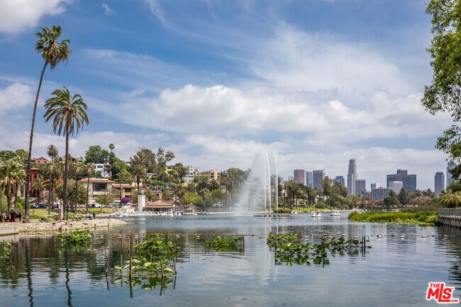 Building Photo - 1912 Liberty Ct