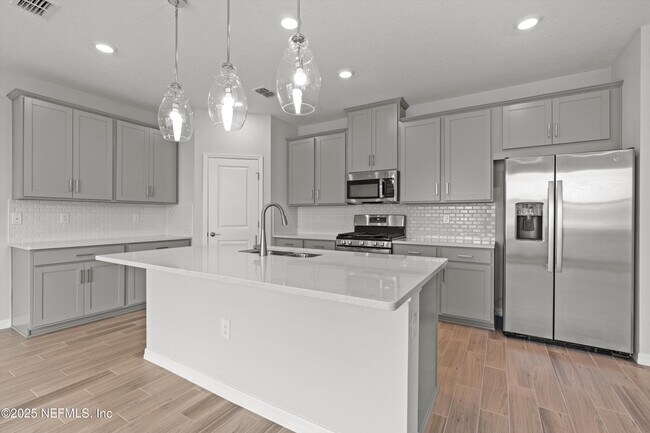 Building Photo - 295 Cherry Elm Dr