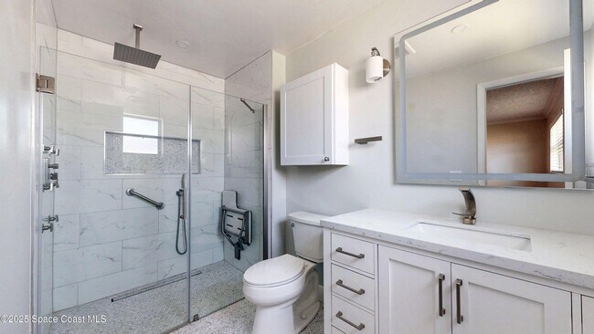 Building Photo - 410 Finch Dr
