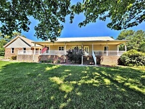 Building Photo - HOUSE FOR RENT - 4BR - Harvest