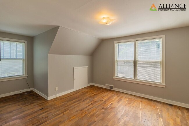 Building Photo - 1404 Legore Ln