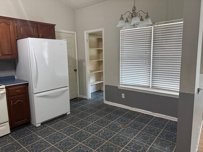 kitchen view 2 - 255 Falcon Dr