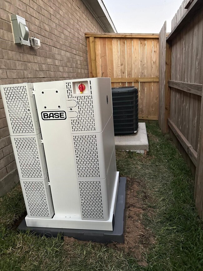 Primary Photo - 1022 Gentle Nook Dr