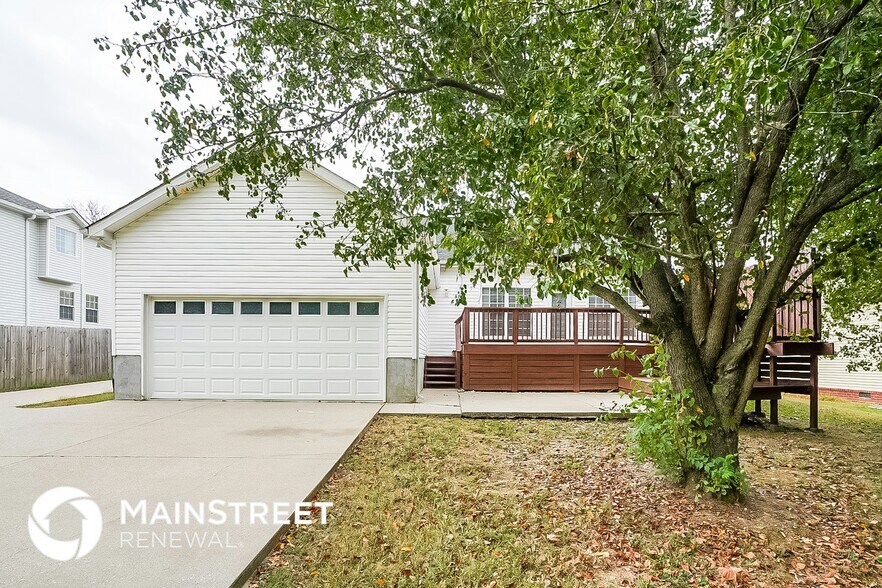Building Photo - 4844 Myra Dr