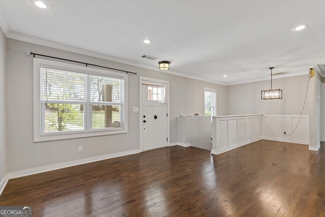 Building Photo - 2779 Horse Shoe Dr