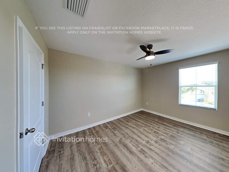 Building Photo - 10527 Whispering Hammock Dr