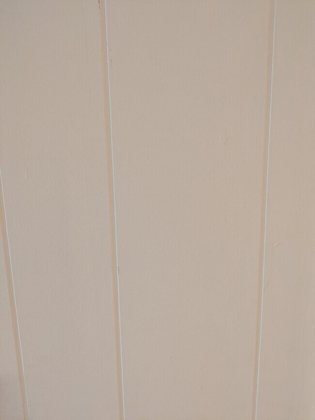 Building Photo - 90 Fairview Ave