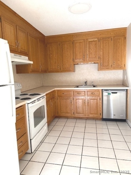 Building Photo - 25 Old Turnpike Rd