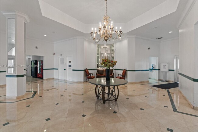Building Photo - 1351 NE Miami Gardens Dr