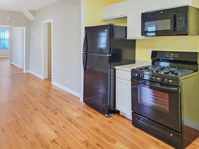 Building Photo - 631 M.L.K. Jr St SE