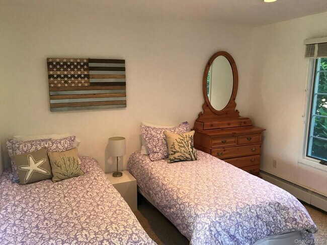 Building Photo - 42 Towd Point Rd