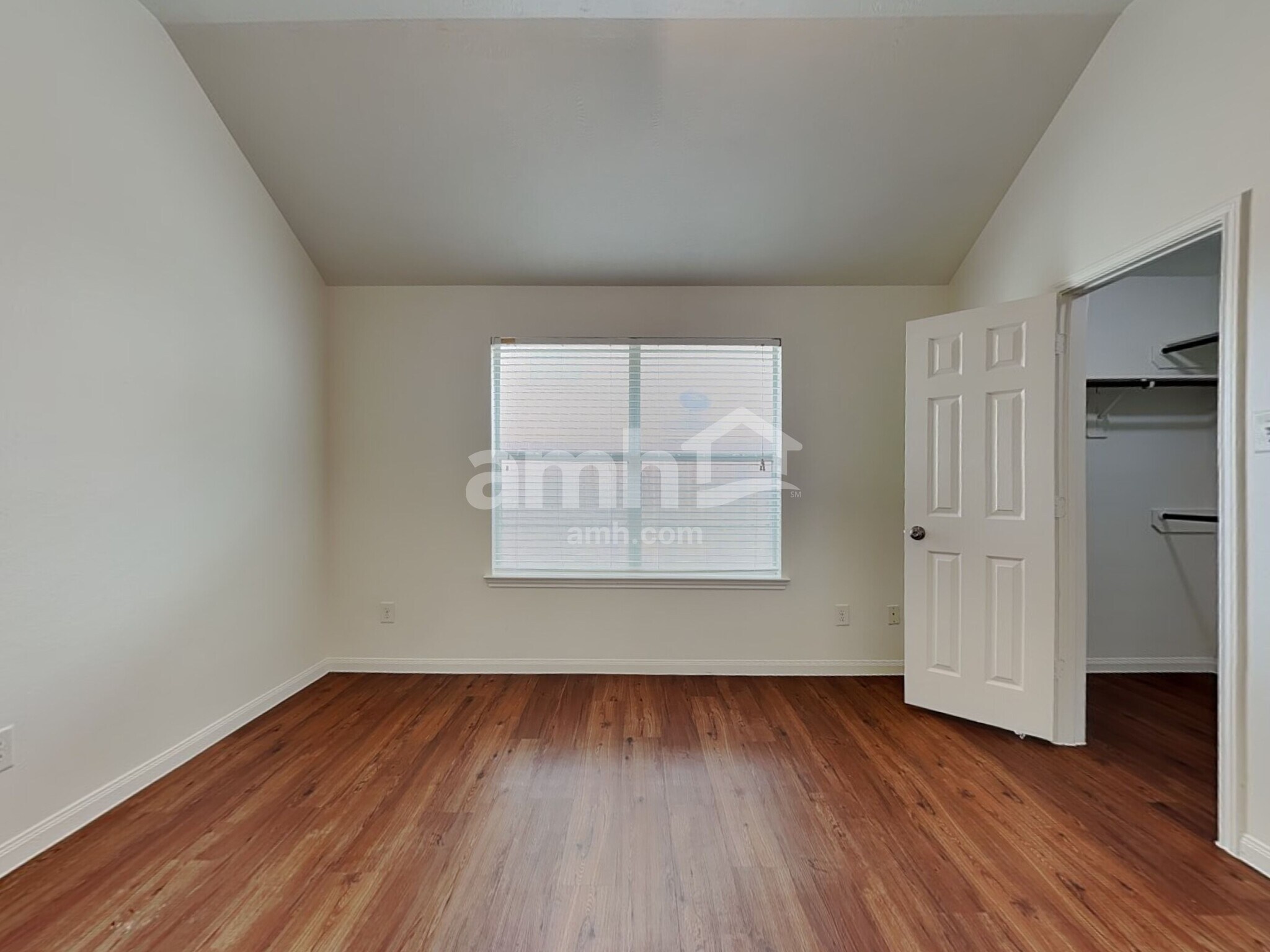 Building Photo - 2710 Bammelwood Dr