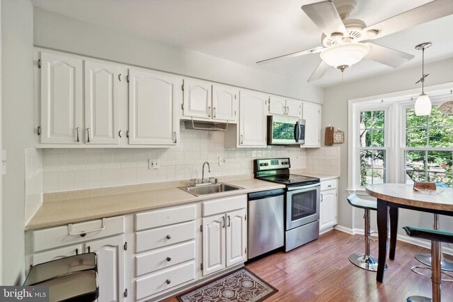 Building Photo - 4600 Linmar Ct
