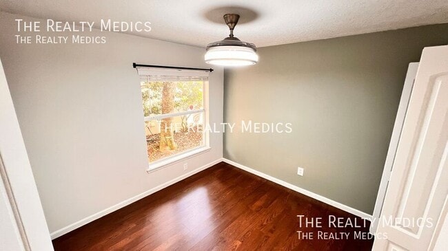 Building Photo - 3977 Journey Ct