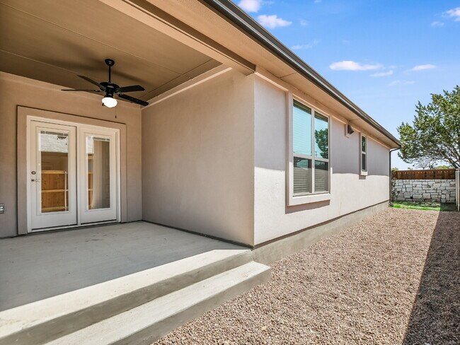 Building Photo - 412 Parkline Dr