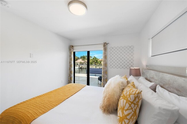 Building Photo - 1025 Diplomat Pkwy