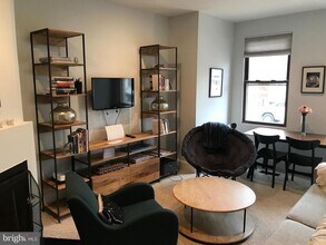 Building Photo - 1318 35th St NW