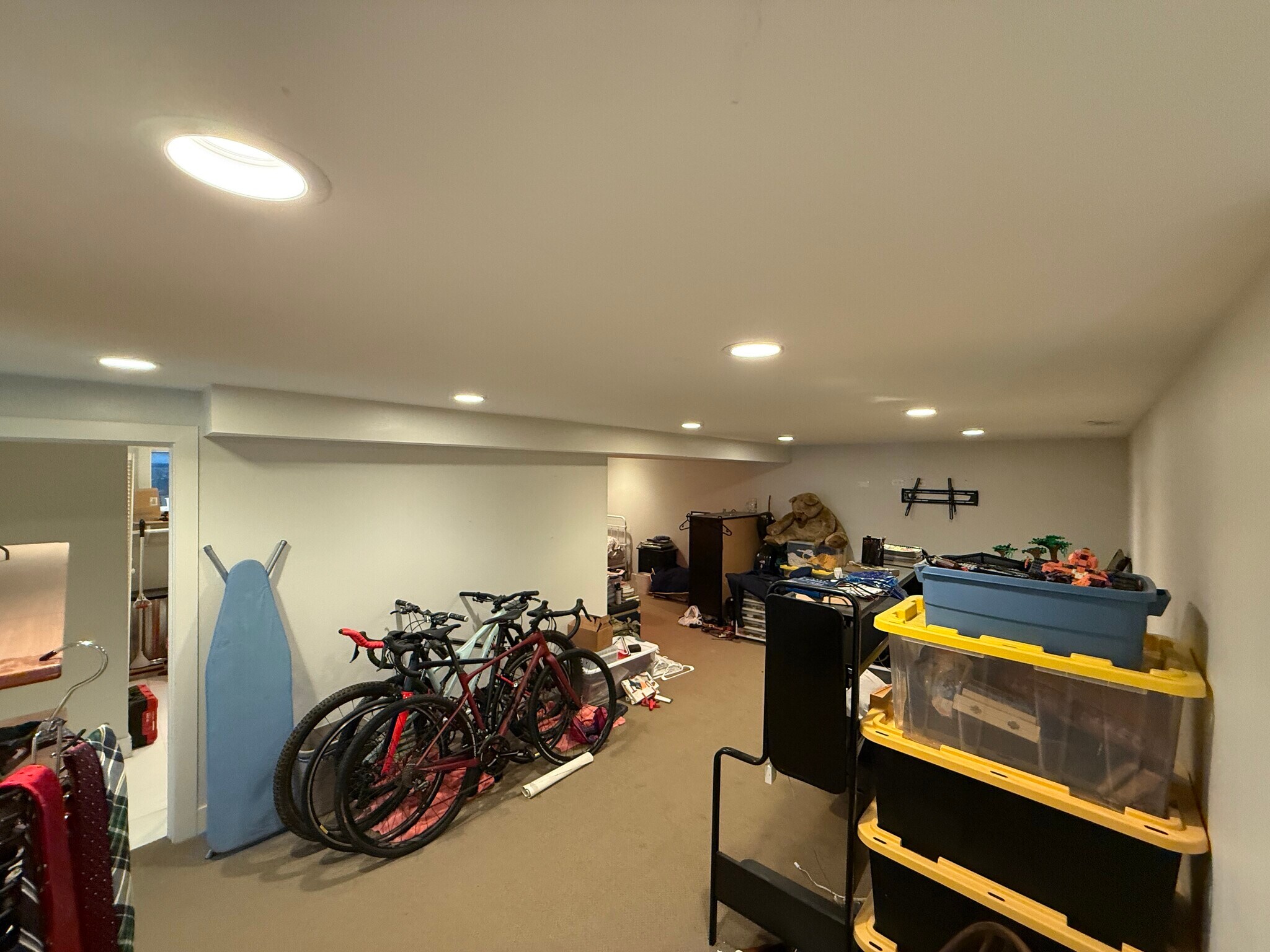 Building Photo - 2627 E Melony Dr