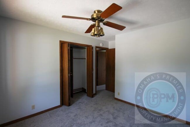 Building Photo - 5614 N 116th Ave
