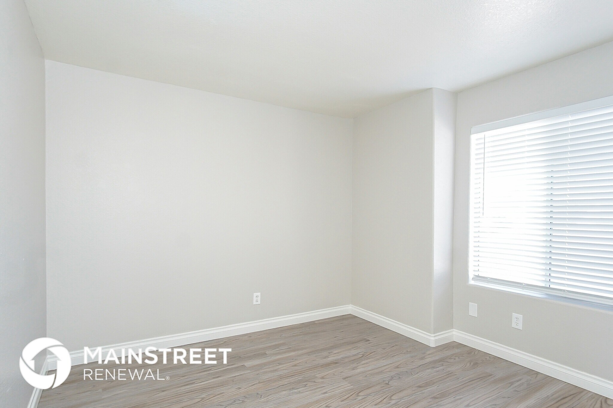 Building Photo - 5226 Portland Ct