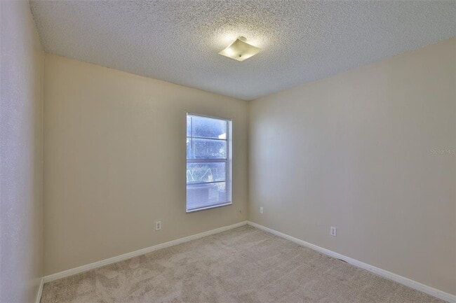 Building Photo - 11507 Valencia Dr