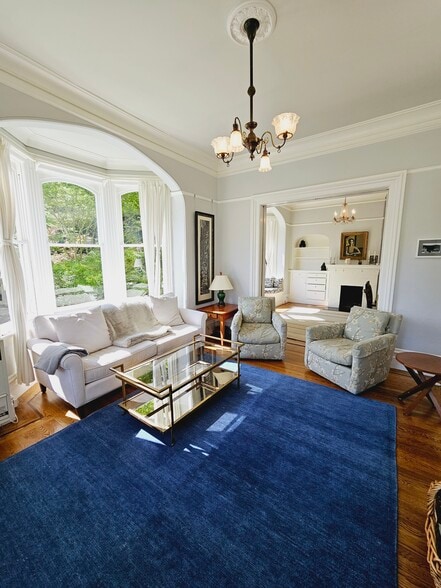 Living room - 14 Sentinel Ct