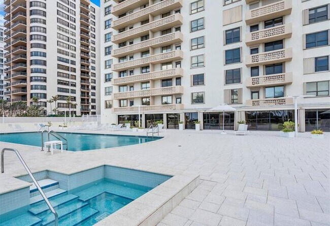 Building Photo - 10185 Collins Ave