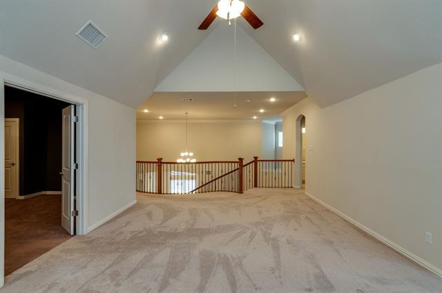 Building Photo - 1231 Huron Dr