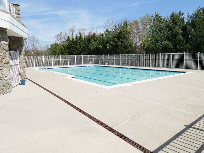 Building Photo - 1513 Feral Dae Ln