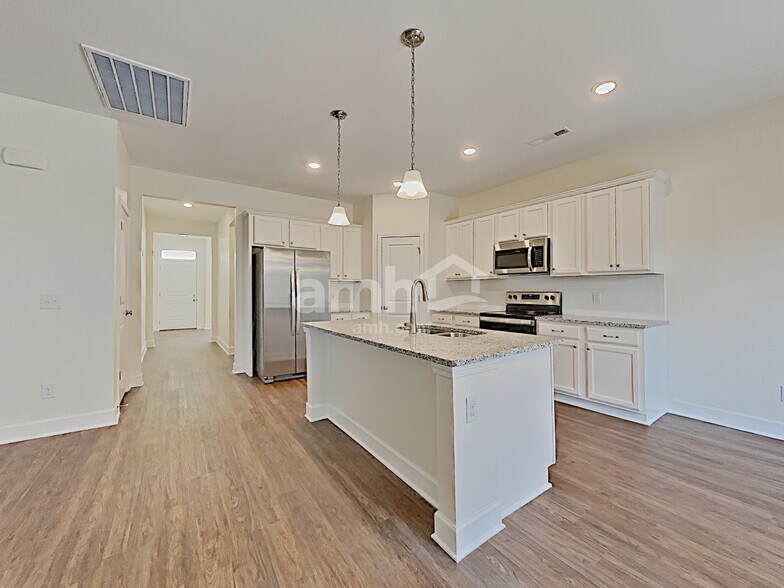 Building Photo - 4904 Chutney Dr