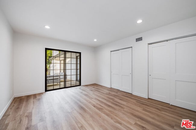 Building Photo - 16517 Hartsook St