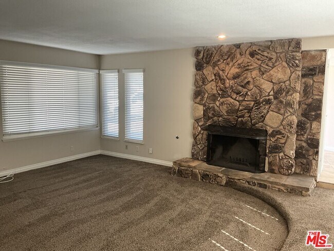 Building Photo - 19125 Ottawa Rd