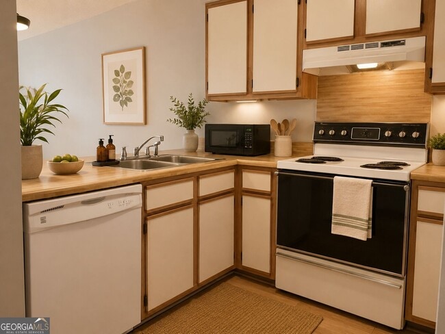 Building Photo - 202 Eagles Ct