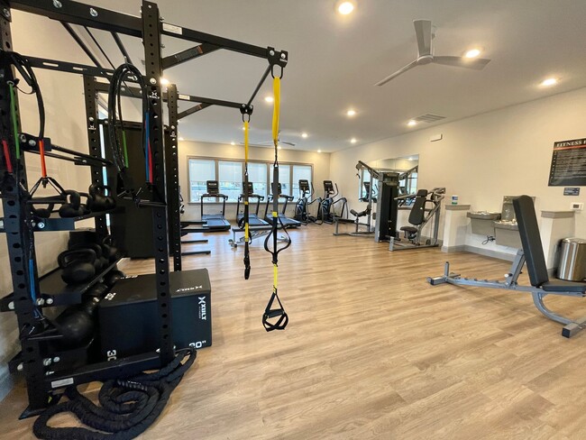 Building Photo - Lombardy | 2 Bed 2 Bath | 1100 sf