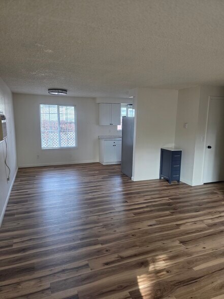 Building Photo - 536 Hamilton St