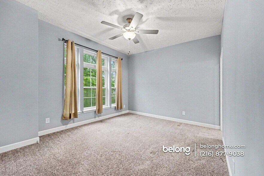 Building Photo - 12021 Ashbury Ave