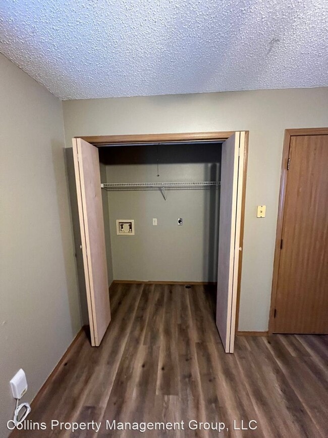 Building Photo - 2 br, 1 bath House - 919 N Homewood Unit B