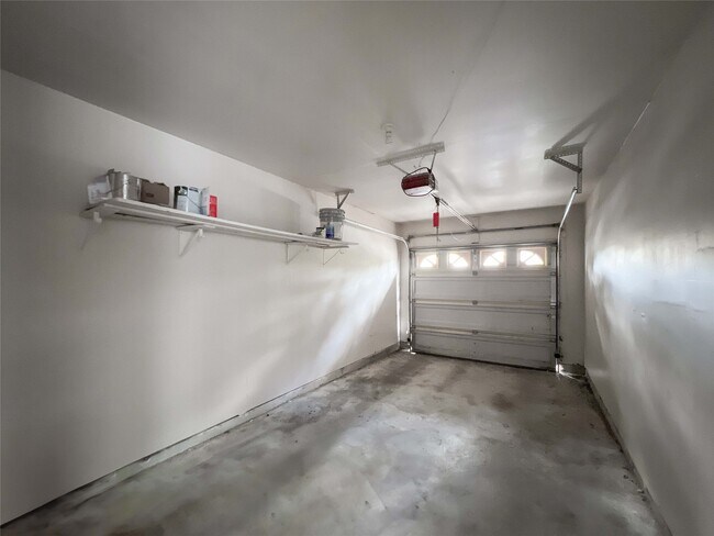 Building Photo - 11007 Tobasa Ct