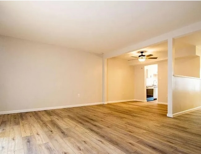 Building Photo - 16703 Chowning Ct