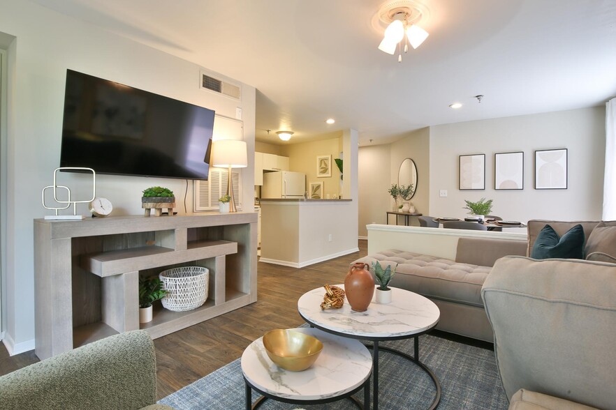 Building Photo - ARIUM Citrus Run