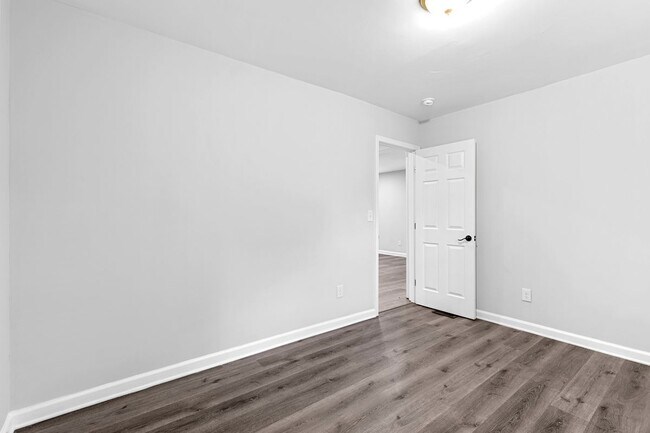 Building Photo - 16 Wadley St NW