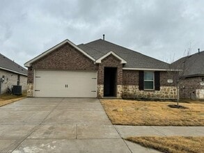 Building Photo - 1002 Cottontail Dr