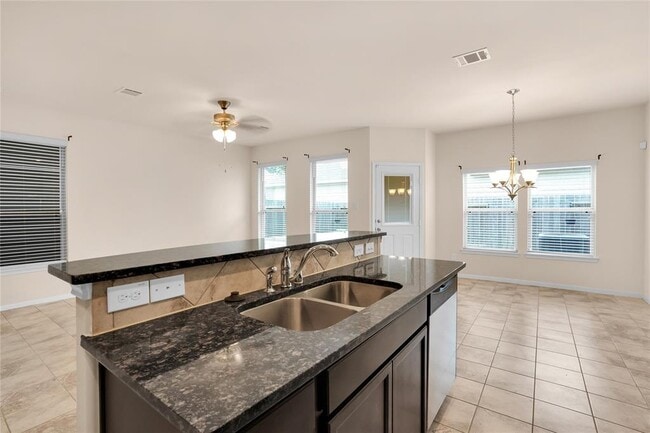 Building Photo - 8023 Villa Lago Ln