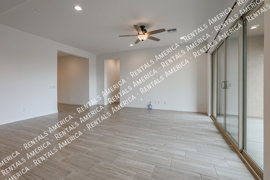 Building Photo - 24423 N 163rd Dr