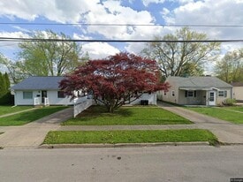 Building Photo - 2241 Fairmount Pky