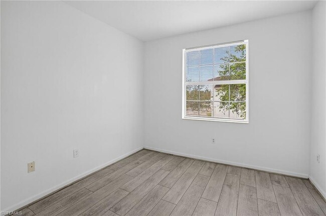 Building Photo - 7054 Ambrosia Ln